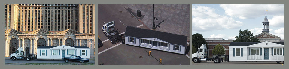 Screenshots of Mobile Homestead 2010–11. Images courtesy Mike Kelley Foundation